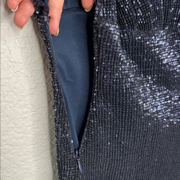 Lovers + Friends Sequin Mini Dress Short Sleeve Bodycon Cocktail Glam Navy XXS - Picture 6 of 7